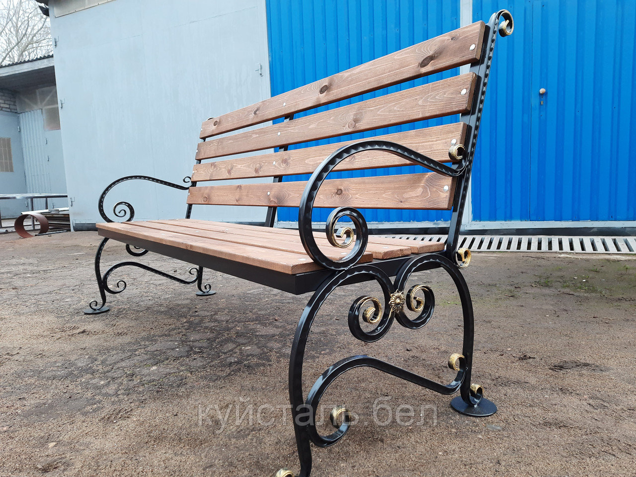 Кованая скамейка для сада. Металлические скамейки со спинкой - фото 1 - id-p137907216