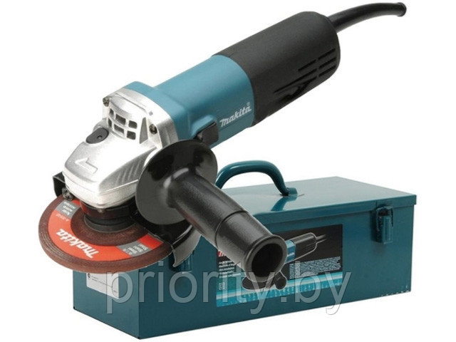 Одноручная углошлифмашина MAKITA 9565 CVK в мет. кейсе (1400 Вт, диск 125х22 мм, плавный пуск, регул. об.)