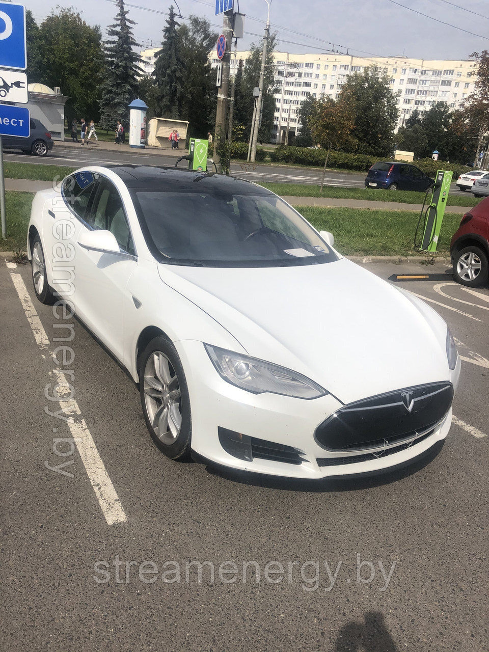 Аренда прокат Tesla Model S - фото 1 - id-p136753239