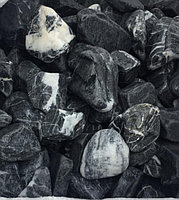 Мраморный чёрный щебень декоративный галтованный 20-40 мм