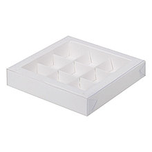 Коробка для 9 конфет Белая с пластиковой крышкой   (Россия, 155х155х30 мм)050061