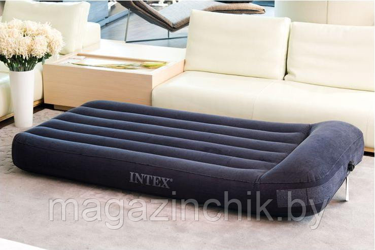 Надувной полуторный матрас Intex 66768 Pillow Rest Classic 137х191х30 см с подголовником