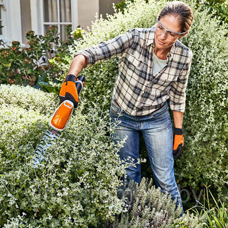 Аккумуляторные ножницы STIHL HSA 26 (комплект) С аккумулятором AS 2 и зарядным устройством AL1 - фото 2 - id-p139518355