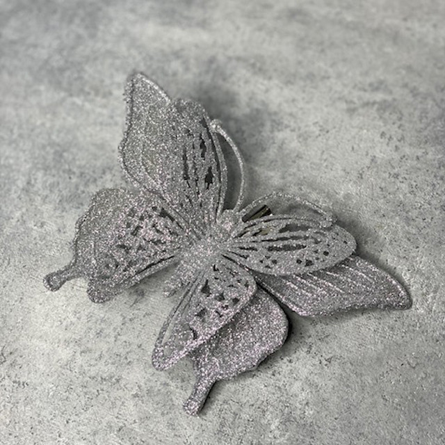 Бабочка серебрянная декоративная на прищепке - фото 1 - id-p139798414