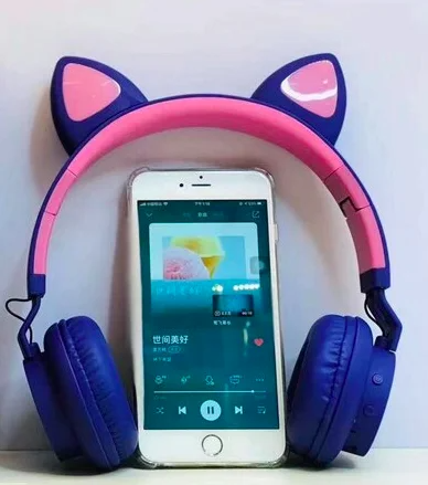 Беспроводные наушники Cat Ear LED 032 со светящимися ушками, цвет фиолетовый
