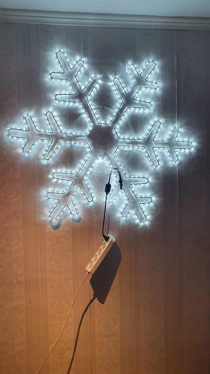 Фигура снежинка из светодиодного дюралайта. Диаметр=1 метр. Цвет холодный белый.Для улицы - фото 1 - id-p139851768