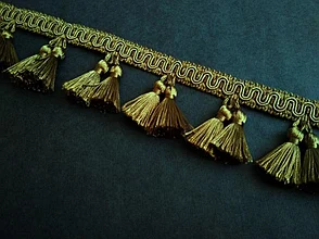 Бахрома декоративная цвета хаки