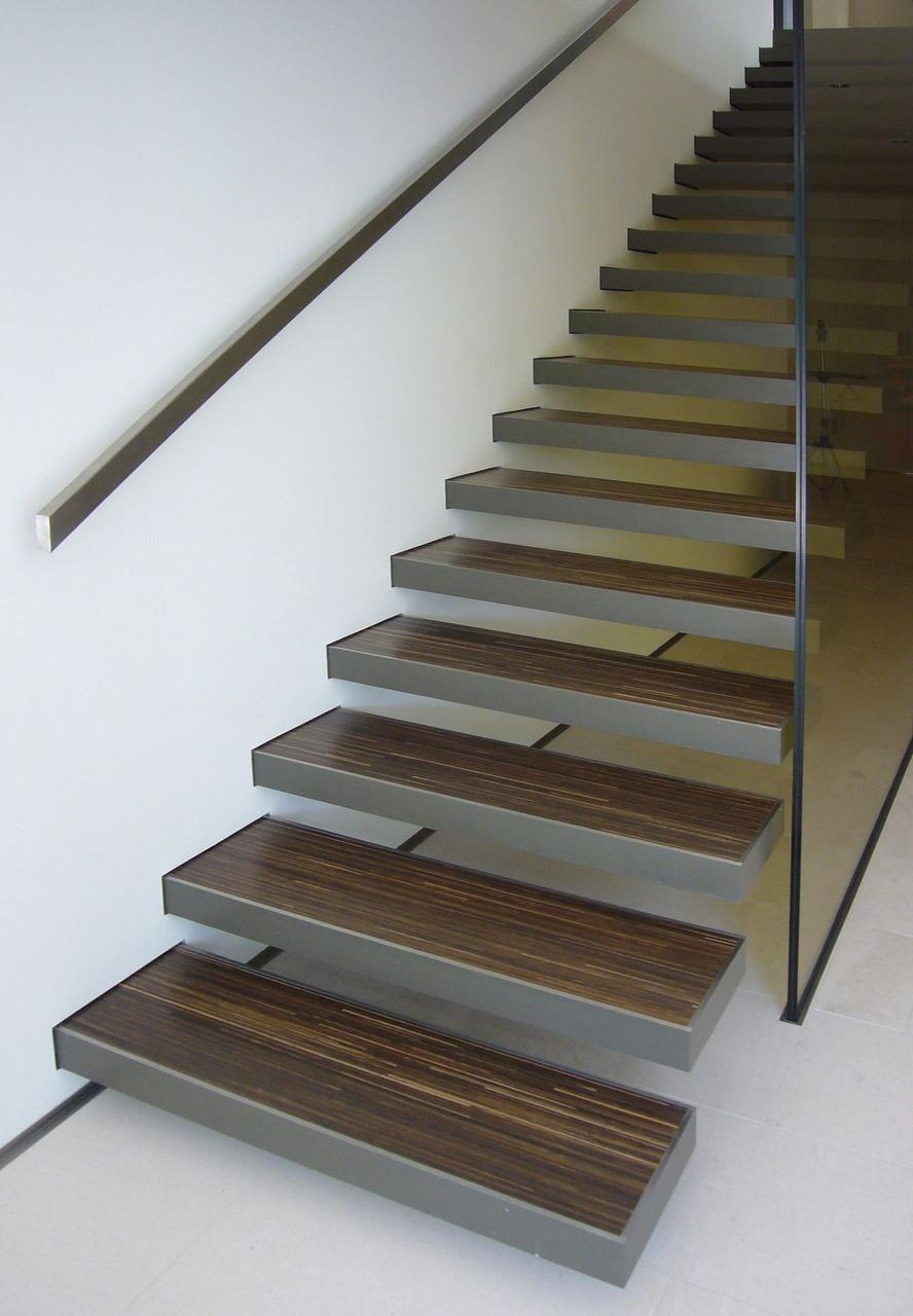 Металлокаркас консольной лестницы модель 9