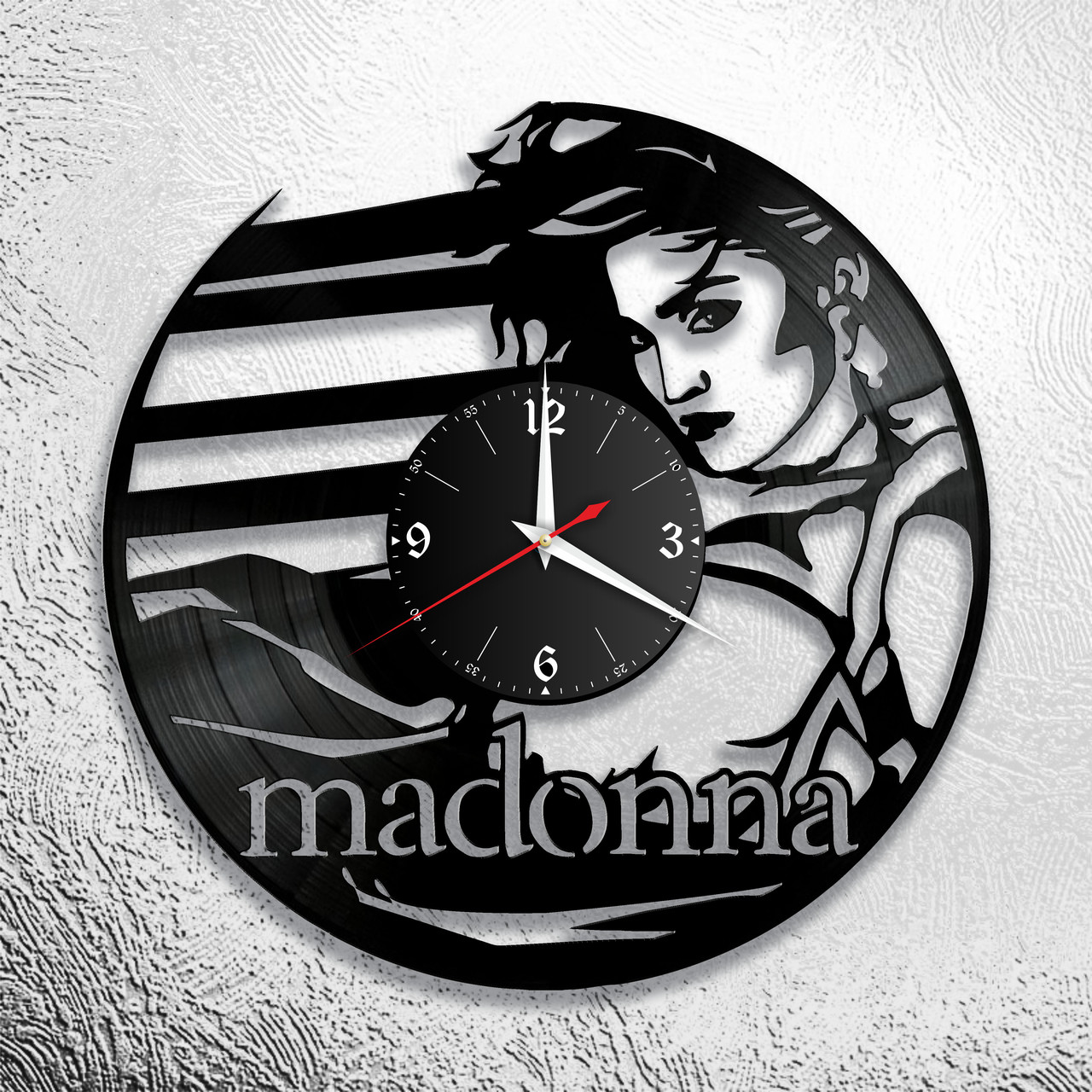 Часы из виниловой пластинки "Мадонна" версия 2, фото 1