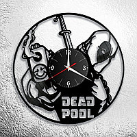 Оригинальные часы из виниловых пластинок "Deadpool" версия 1