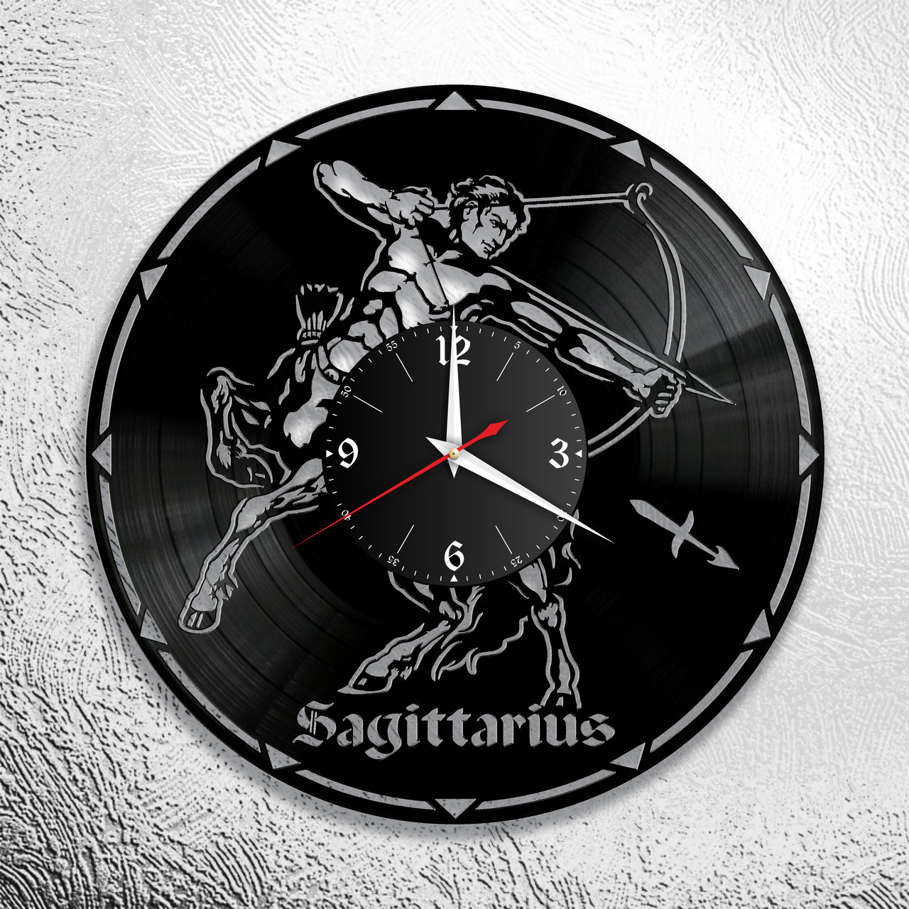 Часы из виниловой пластинки  "Знаки Зодиака "  версия 9 Стрелец