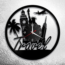 Часы из виниловых пластинок "Туризм"