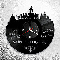 Оригинальные часы из виниловых пластинок  "Питер" версия 3