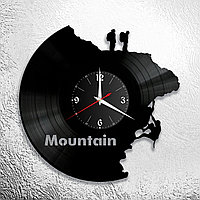 Часы из виниловой пластинки  "Альпинизм" версия 1