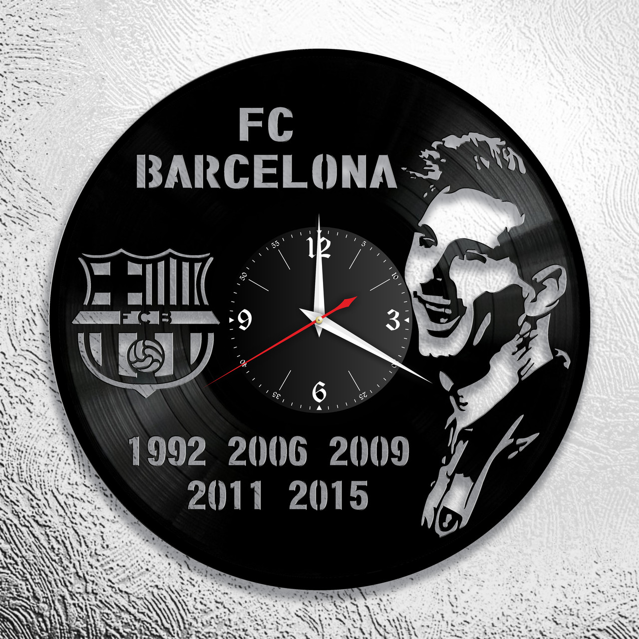 Часы из виниловой пластинки  "Барселона" версия 1