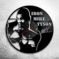 Часы из виниловой пластинки  "Майк Тайсон" версия 1