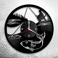 Часы из виниловой пластинки "Рыбалка" версия 4