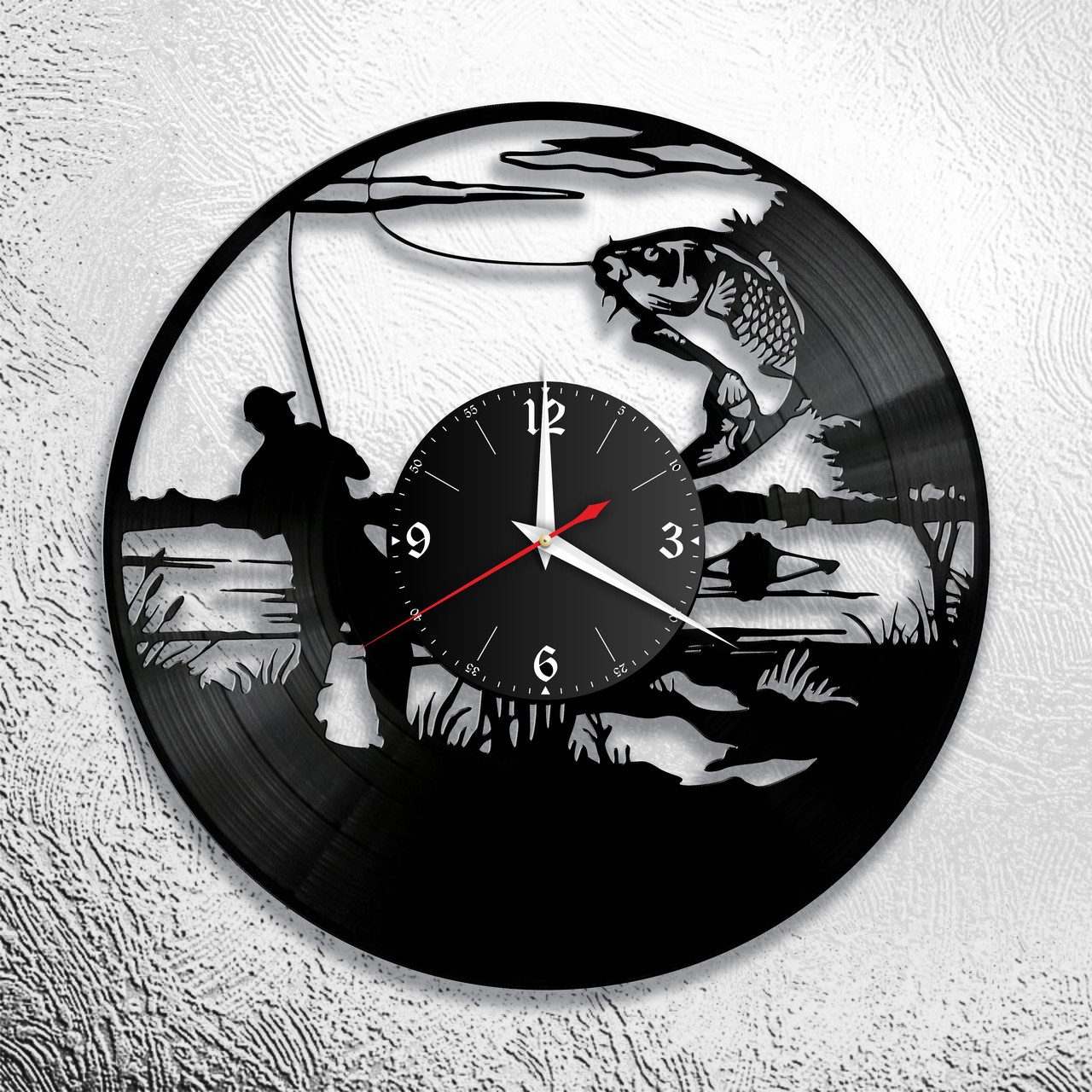 Часы из виниловой пластинки "Рыбалка" версия 7
