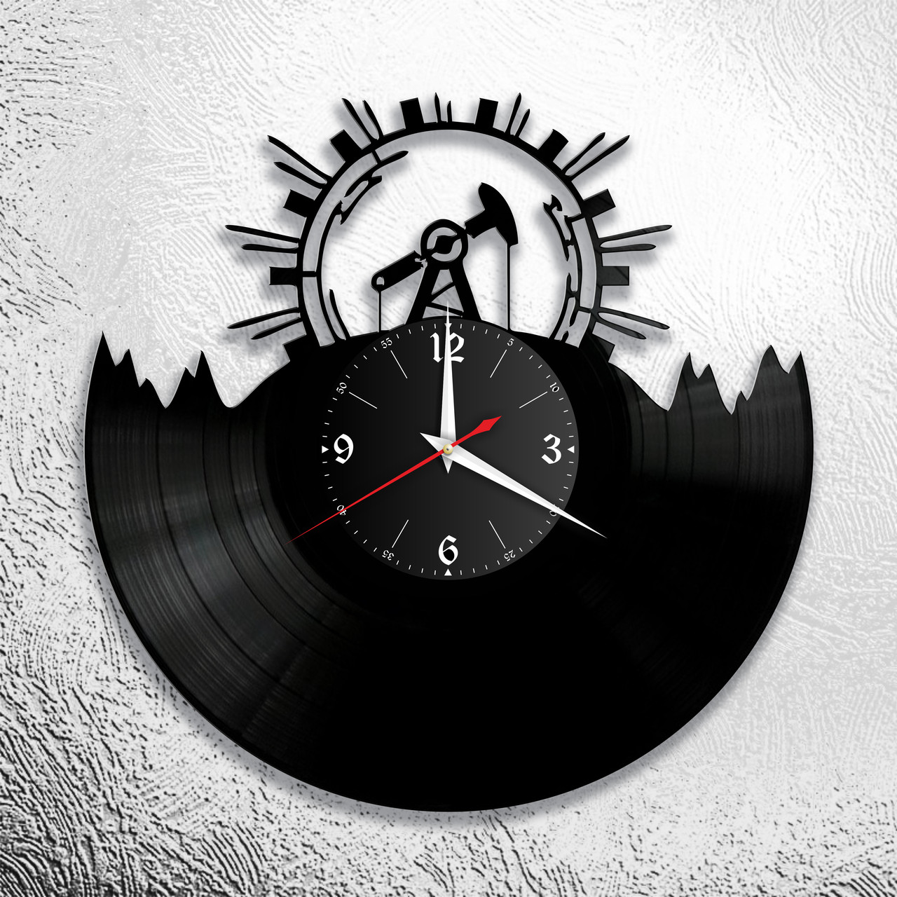 Часы из виниловой пластинки "Добыча нефти" версия 1