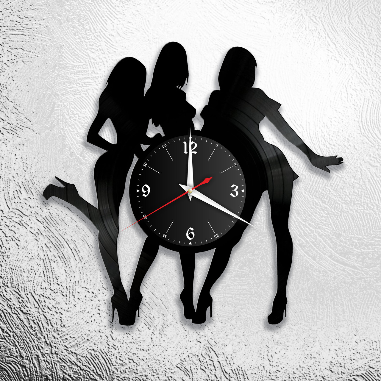 Часы из виниловой пластинки "3 девушки" версия 1