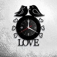 Часы из виниловой пластинки "Любовь" версия 3