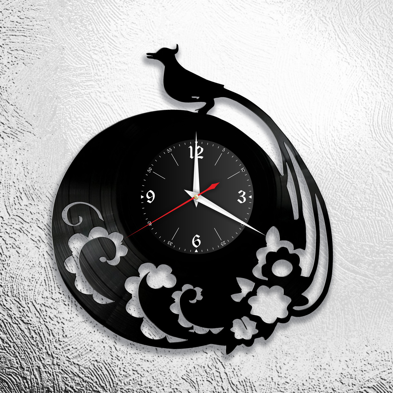 Часы из виниловой пластинки "Павлин" версия 1