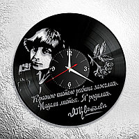 Часы из виниловой пластинки "Цветаева" версия 1