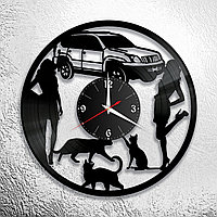 Оригинальные часы из виниловых пластинок "Девушки, коты, авто" Версия 1