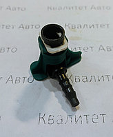 Фитинг обратки Г-образный форсунки SIEMENS VDO NISSAN, FORD, VOLVO пластмассовый 02-07-098