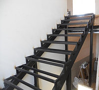 Каркас лестницы под зашивку модель 1