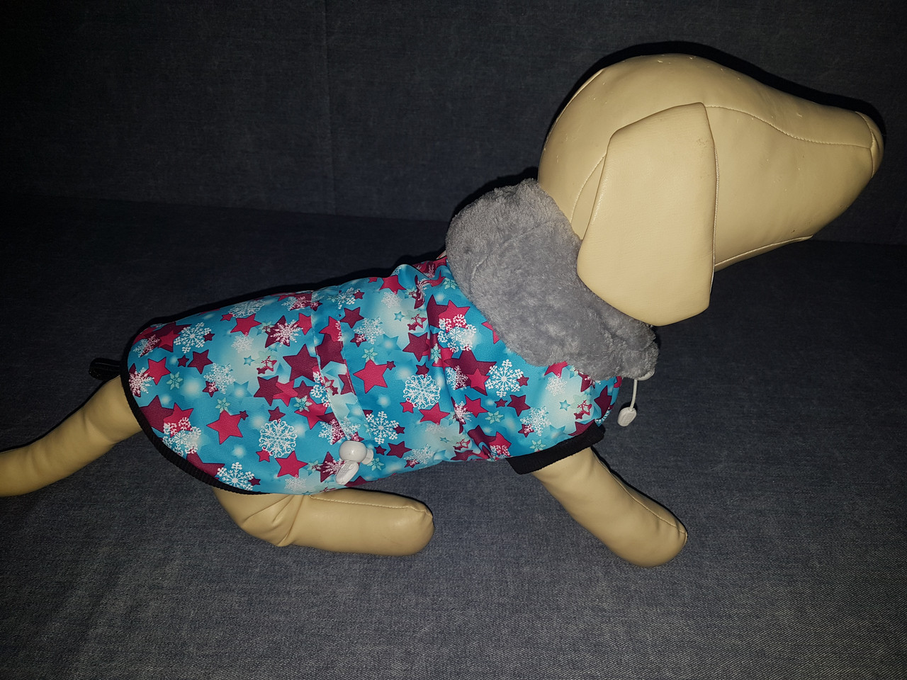 Куртка из мембранной ткани для собаки на подкладке Софт ( иск.мех) - ЕвроЗима с рисунком "Бирюзовые снежинки"" - фото 1 - id-p141253555