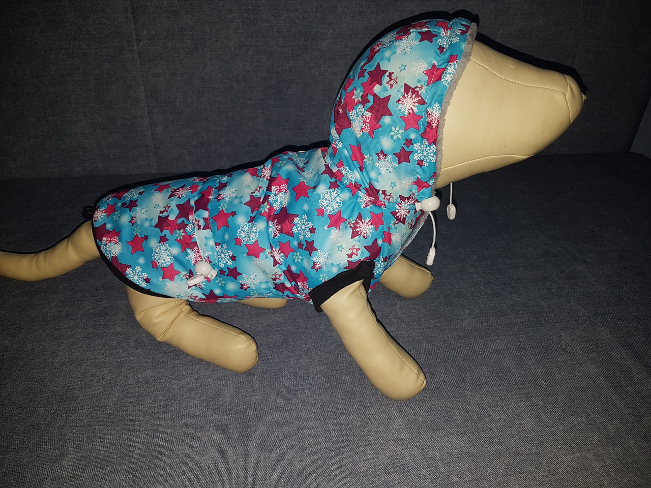 Куртка из мембранной ткани для собаки на подкладке Софт ( иск.мех) - ЕвроЗима с рисунком "Бирюзовые снежинки"" - фото 2 - id-p141253555