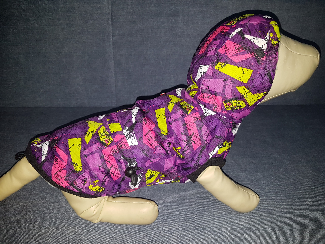 Куртка из мембранной ткани для собаки на подкладке Софт ( иск.мех) - ЕвроЗима с рисунком "Сиреневые кристаллы" - фото 2 - id-p141254130