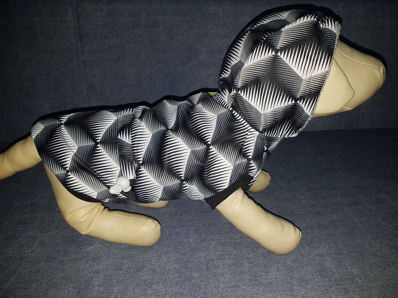 Куртка из мембранной ткани для собаки на подкладке Софт ( иск.мех) - ЕвроЗима с рисунком "3D черно-белый " - фото 2 - id-p141256220