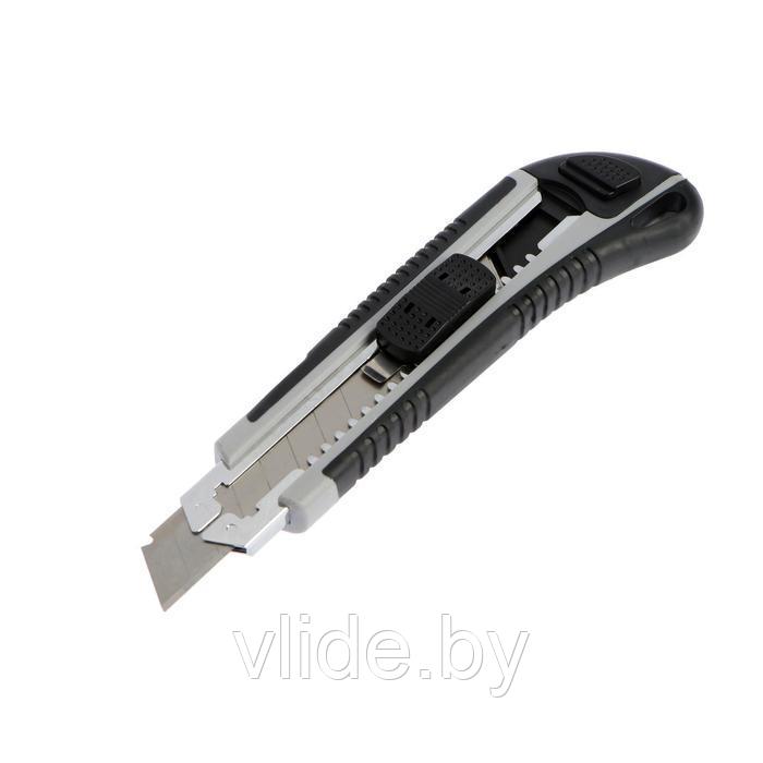 Нож универсальный TUNDRA, металлическая направляющая, 2 запасных лезвия, 2К корпус, 18 мм 1006506