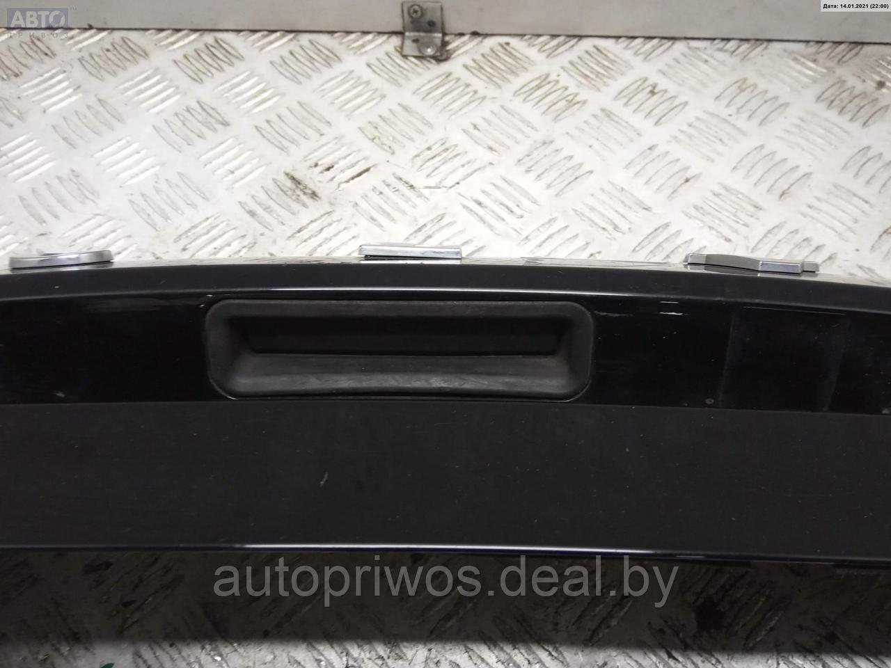 Накладка двери (крышки) багажника Volvo V40 (2012- ) - фото 2 - id-p134753395