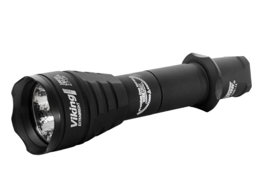 Тактический ручной фонарь Armytek Viking Pro v3 XHP50 - фото 1 - id-p143186596