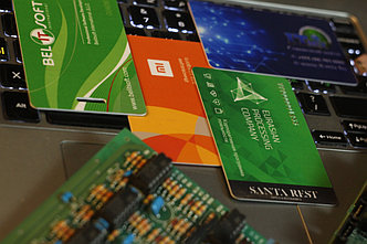 Полноцветные пластиковые карты с чипом EM-Marine и Mifare, фото 2