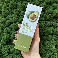 Пилинг-гель с экстрактом авокадо FarmStay Real Avocado Deep Clear Peeling Gel, 100мл