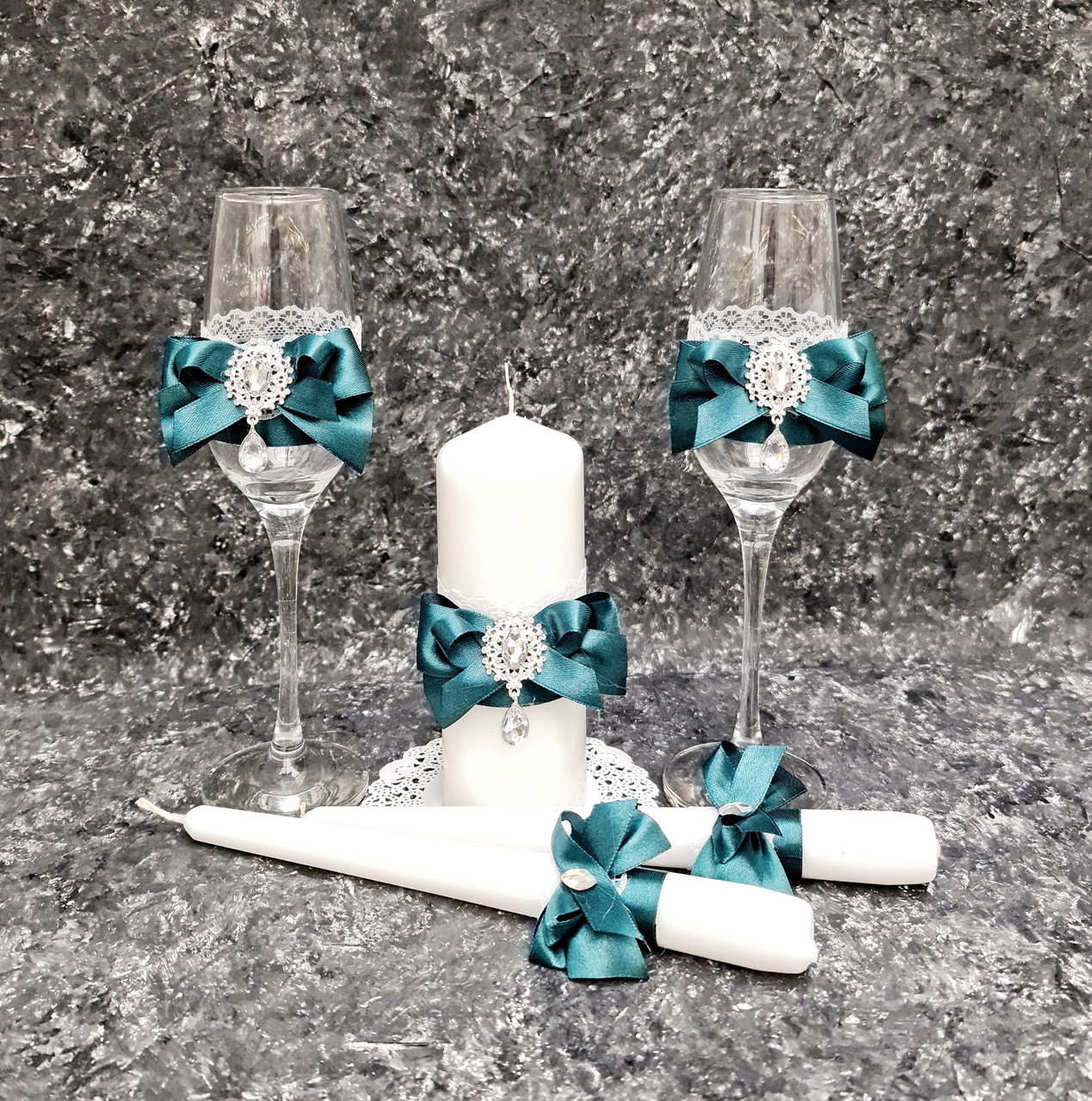 Комплект свадебных бокалов и свечей "Perfect" в изумрудном цвете
