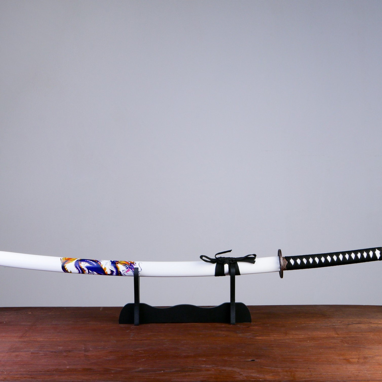 Сувенирное оружие «Катана на подставке», белые ножны с синим драконом, 103см