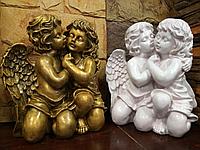 Скульптура "Ангел с девочкой 2" бетон