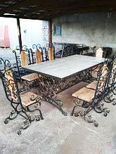 Кованный обеденный стол со стульями