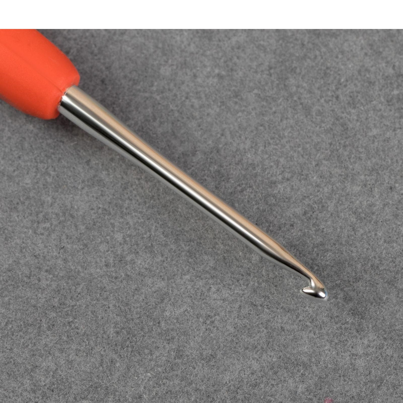 Крючок для вязания, с силиконовой ручкой, d = 2,5 мм, 14 см, цвет МИКС - фото 1 - id-p144495989