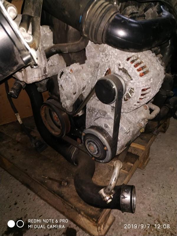 Двигатель в сборе на Volkswagen Caddy 3 - фото 1 - id-p111782022
