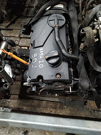 Двигатель без навесного на Volkswagen Caddy 3 поколение