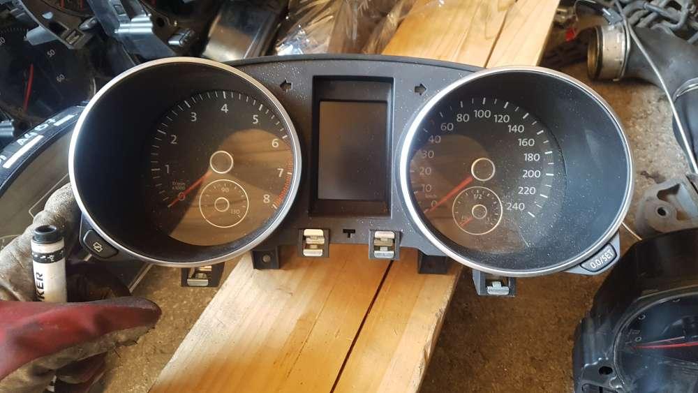Щиток приборов (приборная панель) 5K0920872 Volkswagen Golf 6, Фольксваген Гольф 6 2008-2014 гг.в.