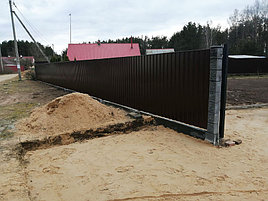 Забор из Профнастила на сборном бетонном фундаменте, 2020 год   3