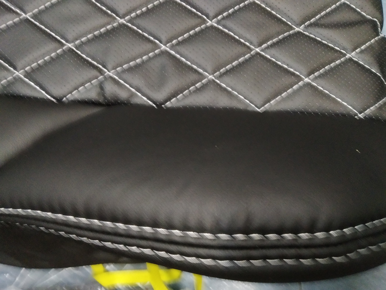 Чехлы на сидения Dinas Drive черные, РОМБ, белая нить - фото 4 - id-p144900341