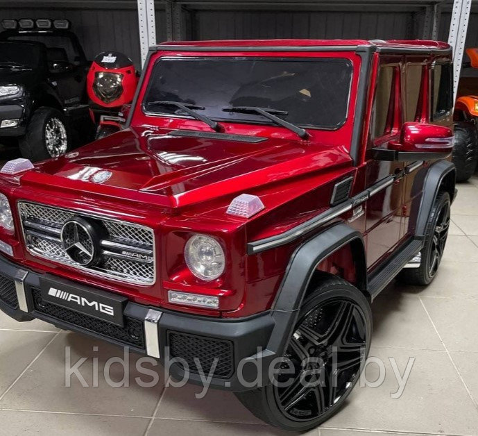 Детский электромобиль RiverToys Mercedes-Benz G65 AMG 4WD (красный) вишневый полноприводный лицензия